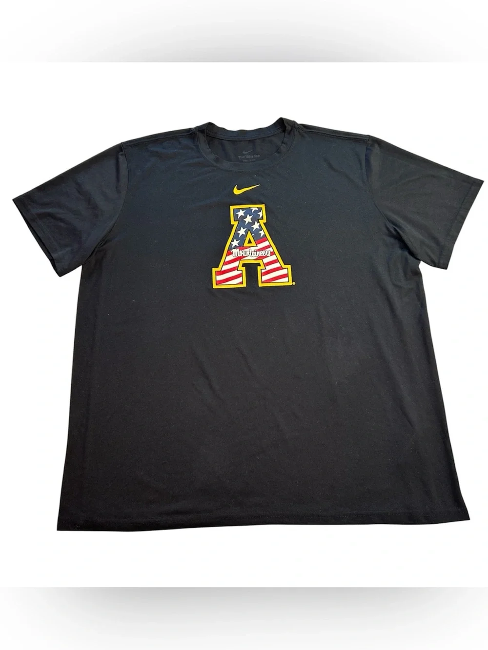 Nike Appalachian State Mountaineers Men’s USA Flag Center Swoosh T-Shirt sz XL